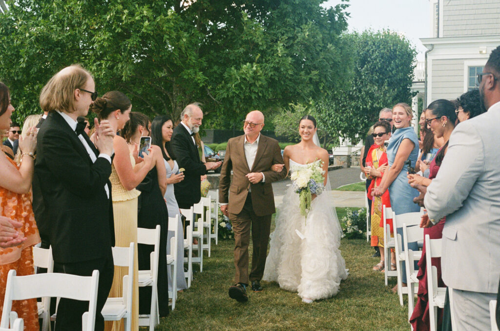belle haven club wedding photos